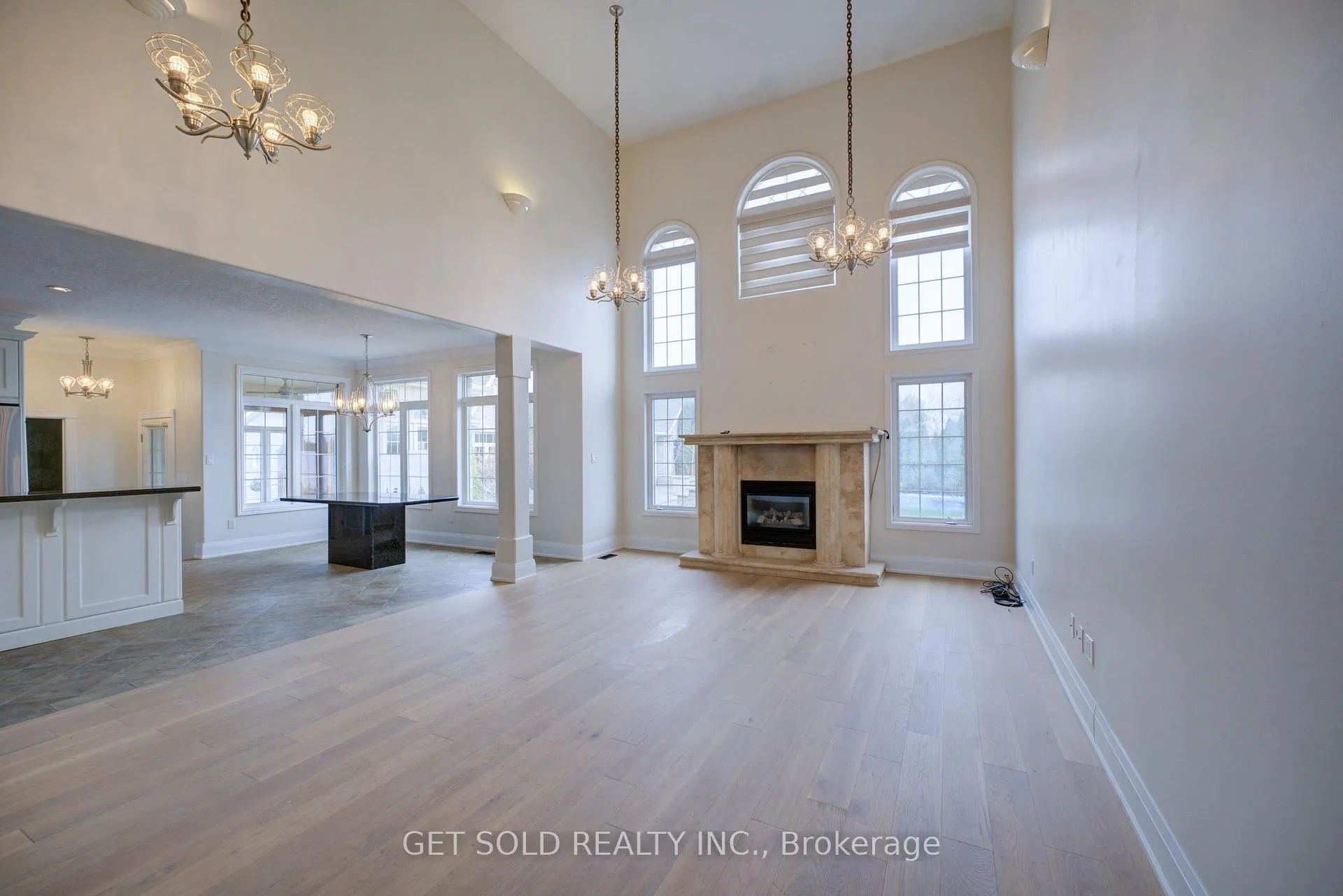 Photo 11 of 214 Maple Avenue S, Brant, Burford — HOMEH