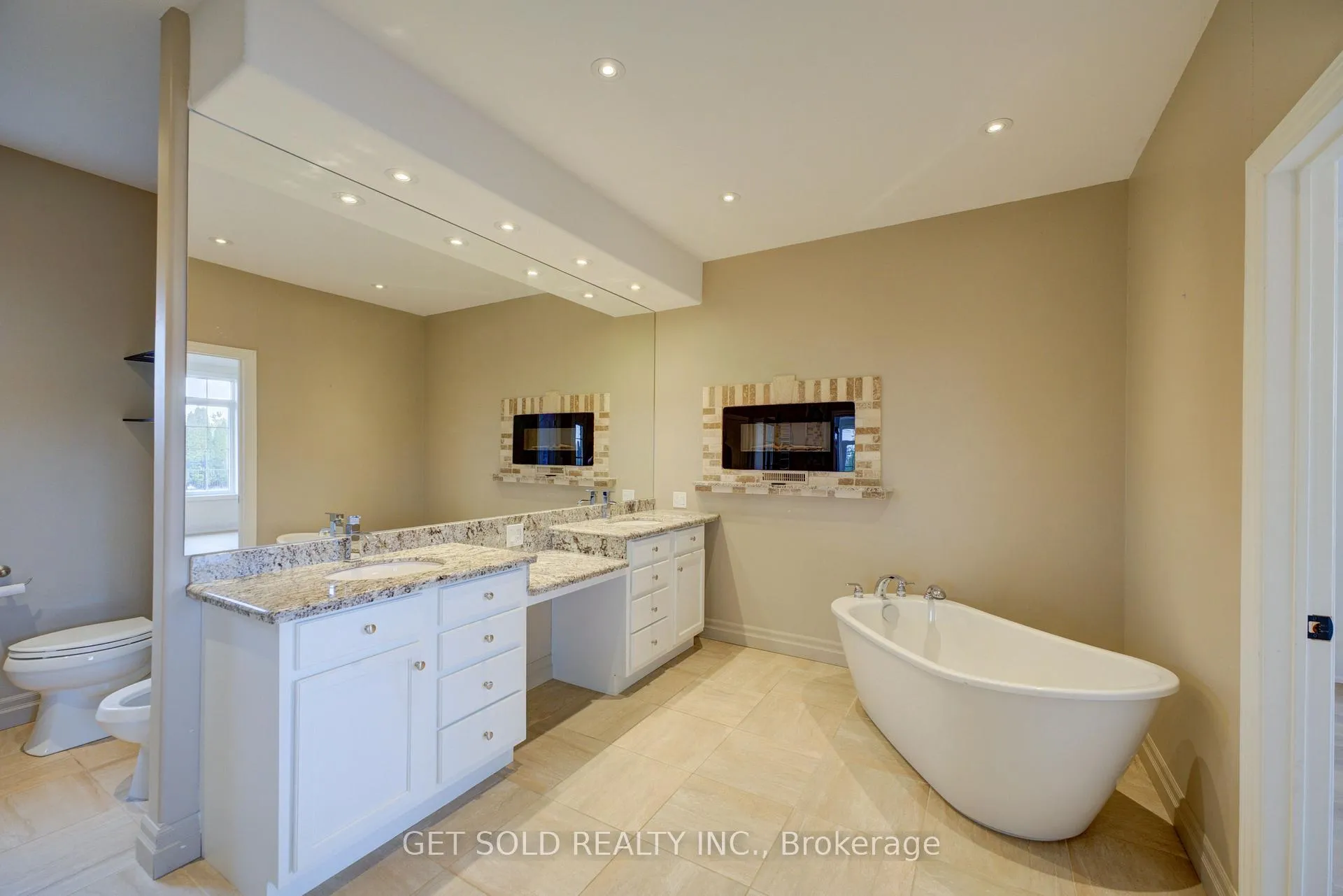 Photo 19 of 214 Maple Avenue S, Brant, Burford — HOMEH