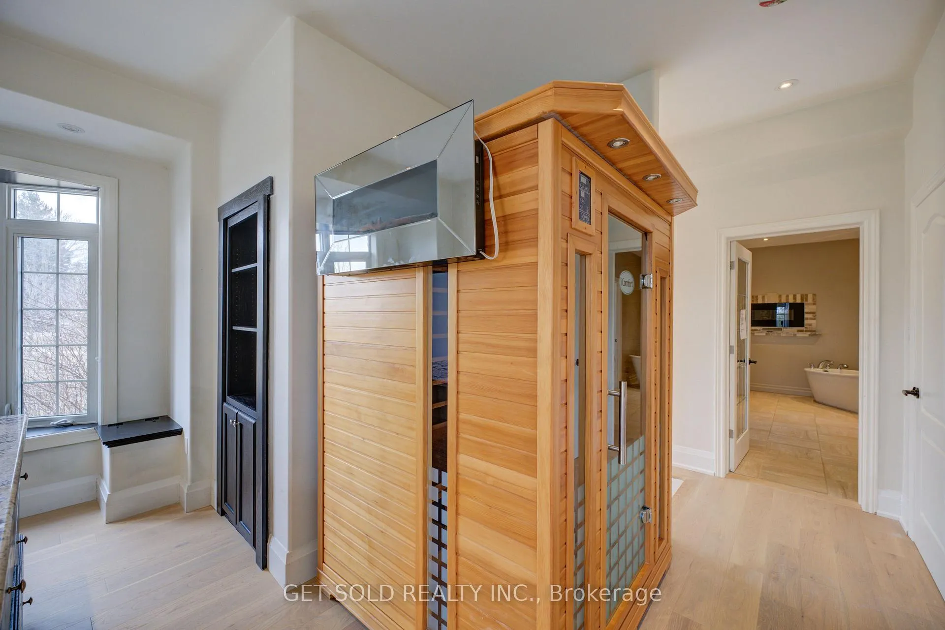 Photo 21 of 214 Maple Avenue S, Brant, Burford — HOMEH