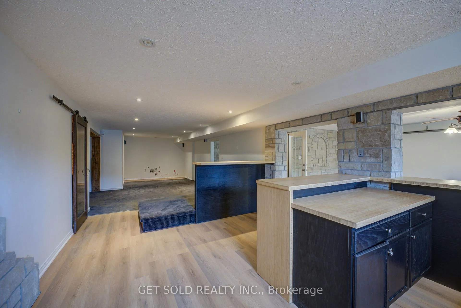 Photo 31 of 214 Maple Avenue S, Brant, Burford — HOMEH