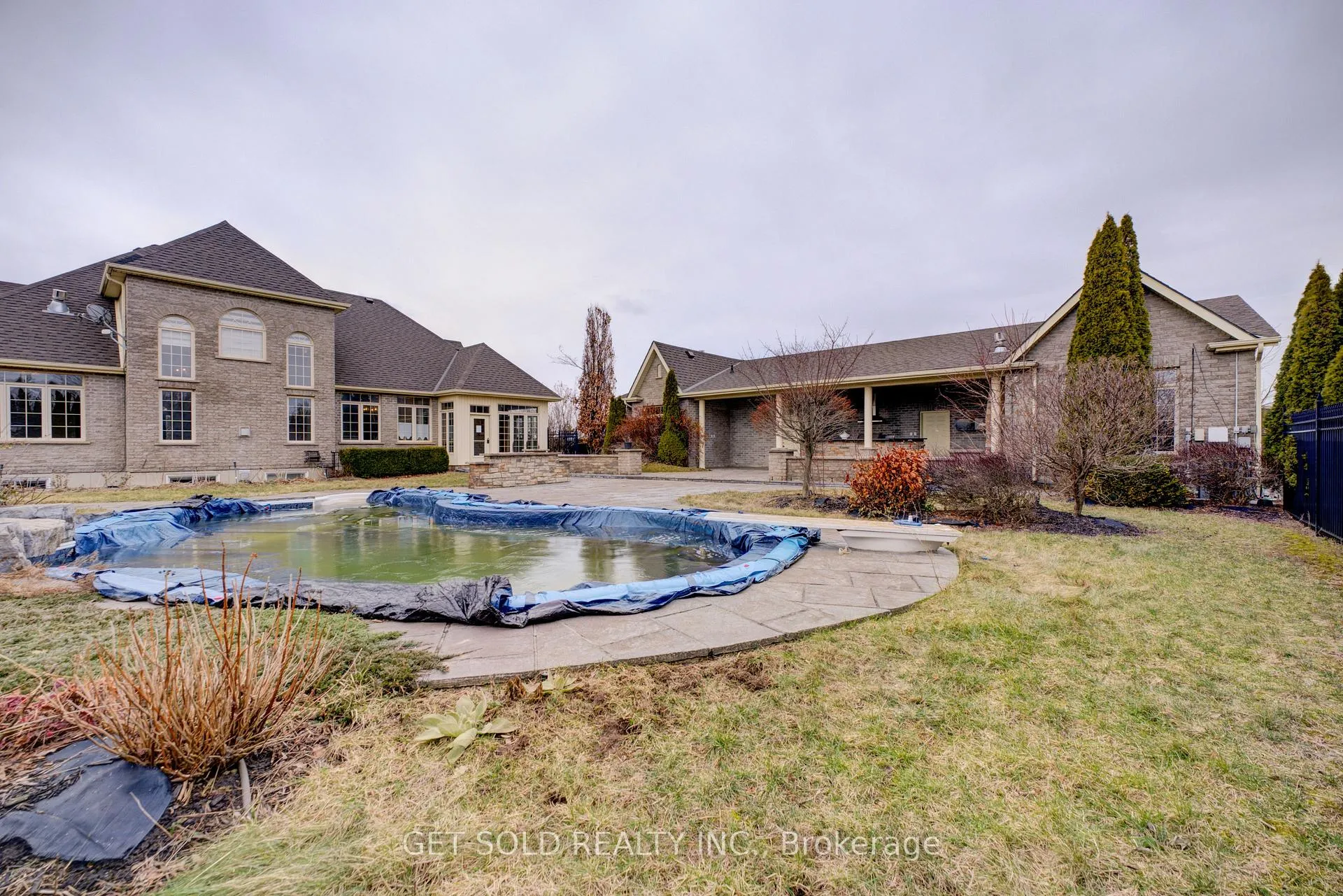 Photo 43 of 214 Maple Avenue S, Brant, Burford — HOMEH