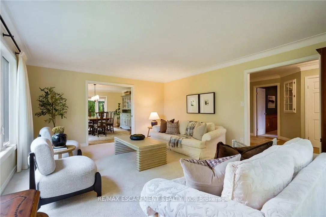 Photo 7 of 373 Brookview Court, Hamilton, Ancaster — HOMEH