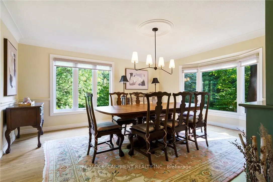 Photo 10 of 373 Brookview Court, Hamilton, Ancaster — HOMEH