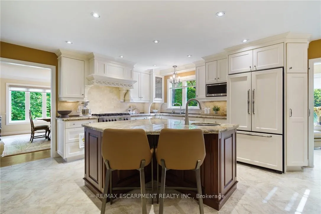 Photo 14 of 373 Brookview Court, Hamilton, Ancaster — HOMEH
