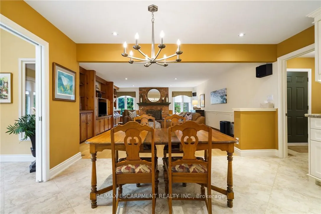 Photo 18 of 373 Brookview Court, Hamilton, Ancaster — HOMEH