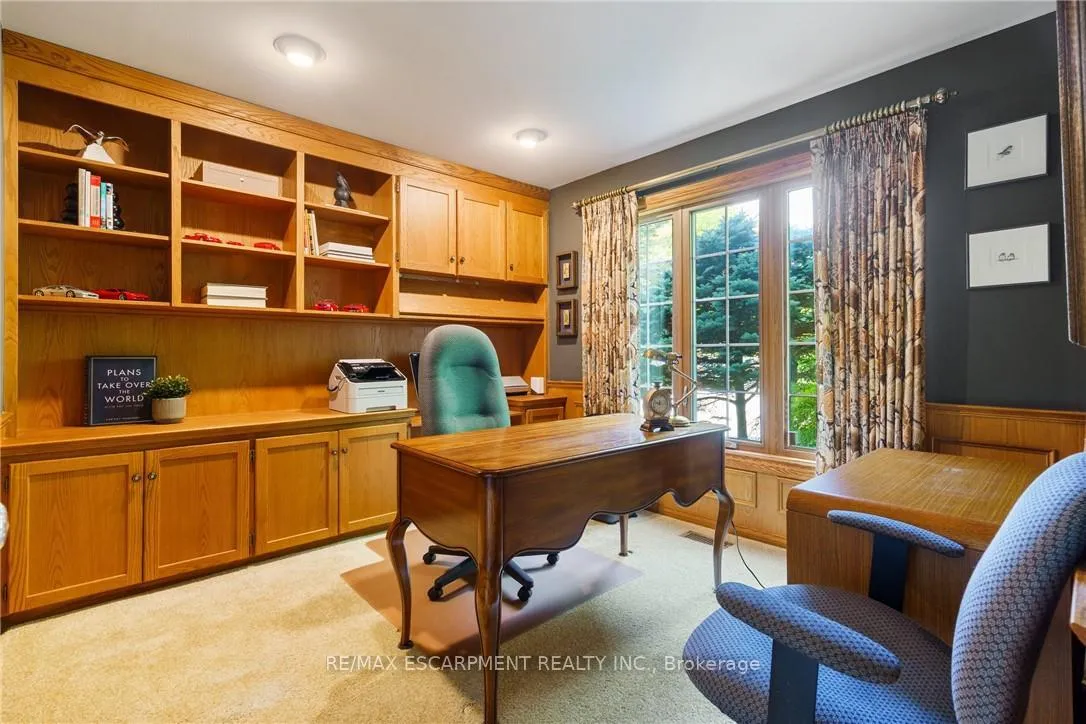 Photo 23 of 373 Brookview Court, Hamilton, Ancaster — HOMEH