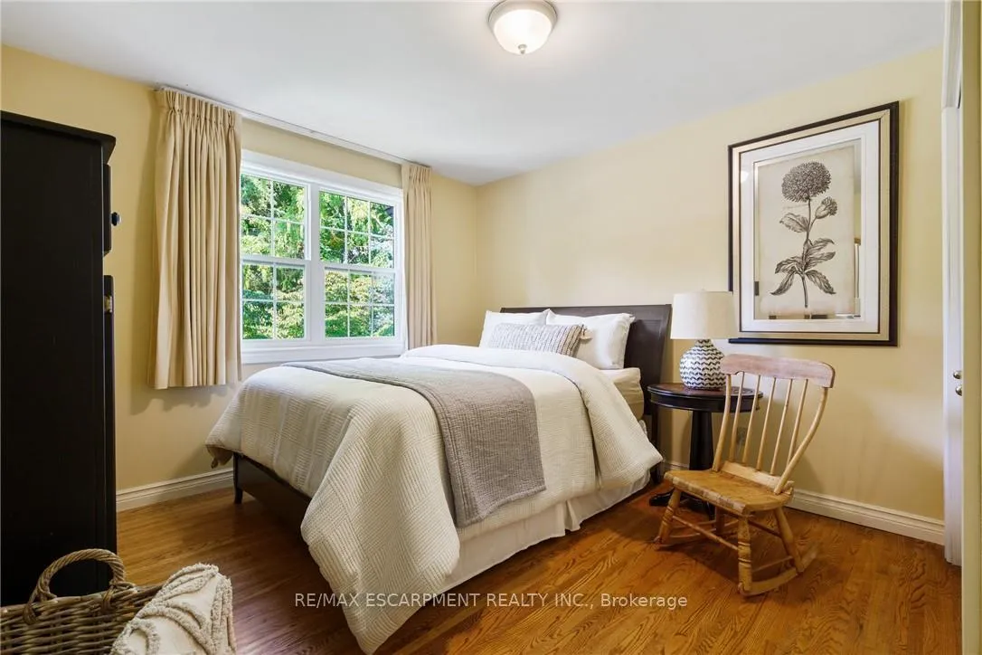 Photo 32 of 373 Brookview Court, Hamilton, Ancaster — HOMEH