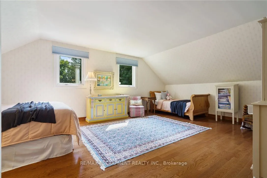 Photo 37 of 373 Brookview Court, Hamilton, Ancaster — HOMEH
