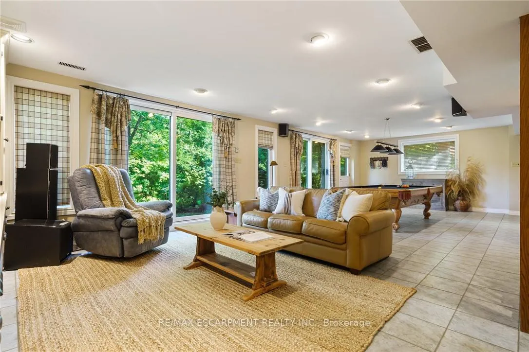 Photo 40 of 373 Brookview Court, Hamilton, Ancaster — HOMEH