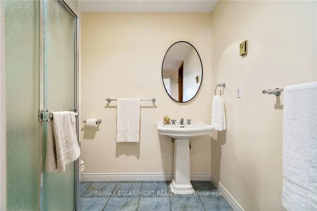 Photo 46 of 373 Brookview Court, Hamilton, Ancaster — HOMEH