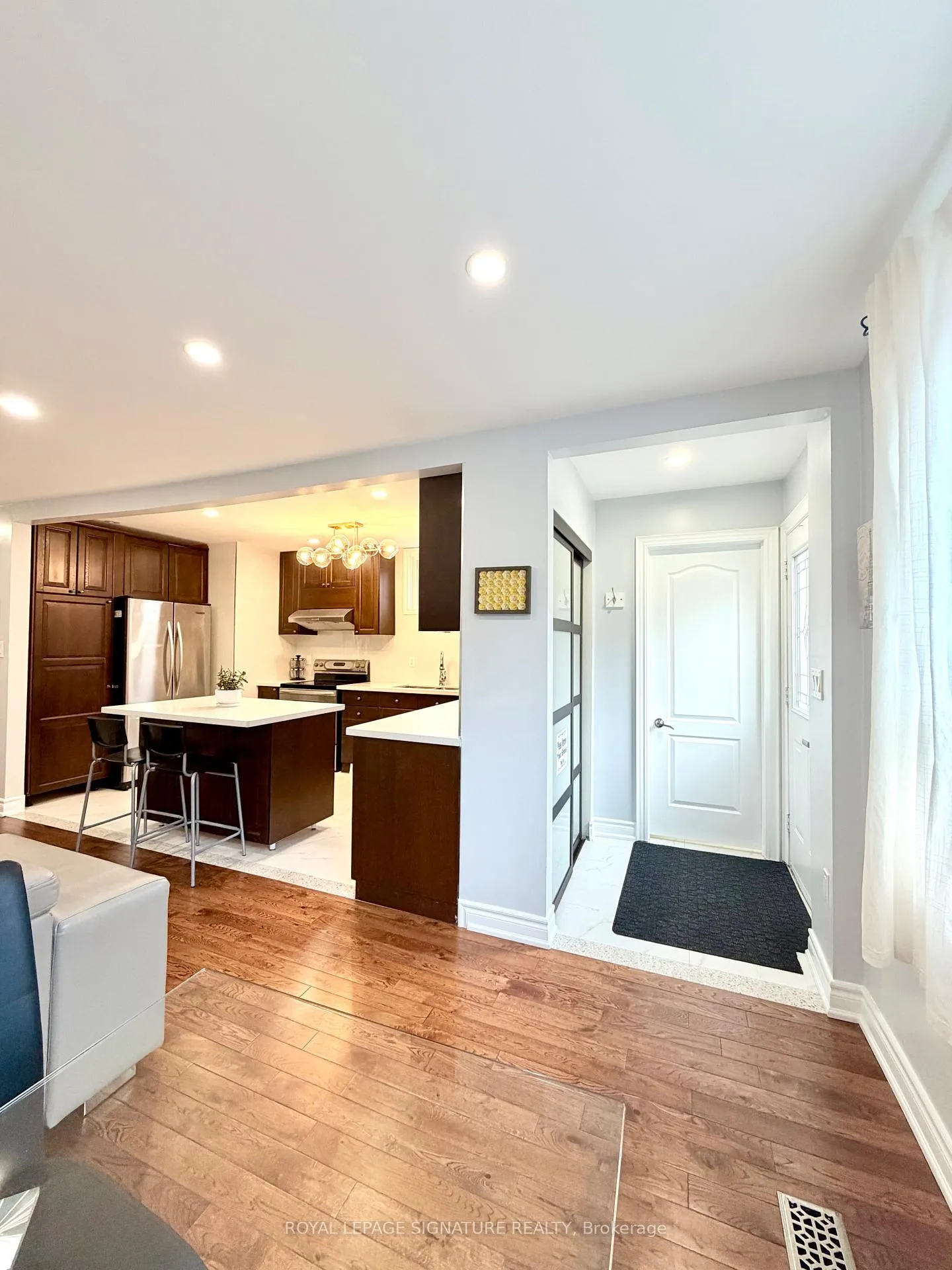 Photo 8 of 67 South Kingsway, Toronto, High Park-Swansea — HOMEH