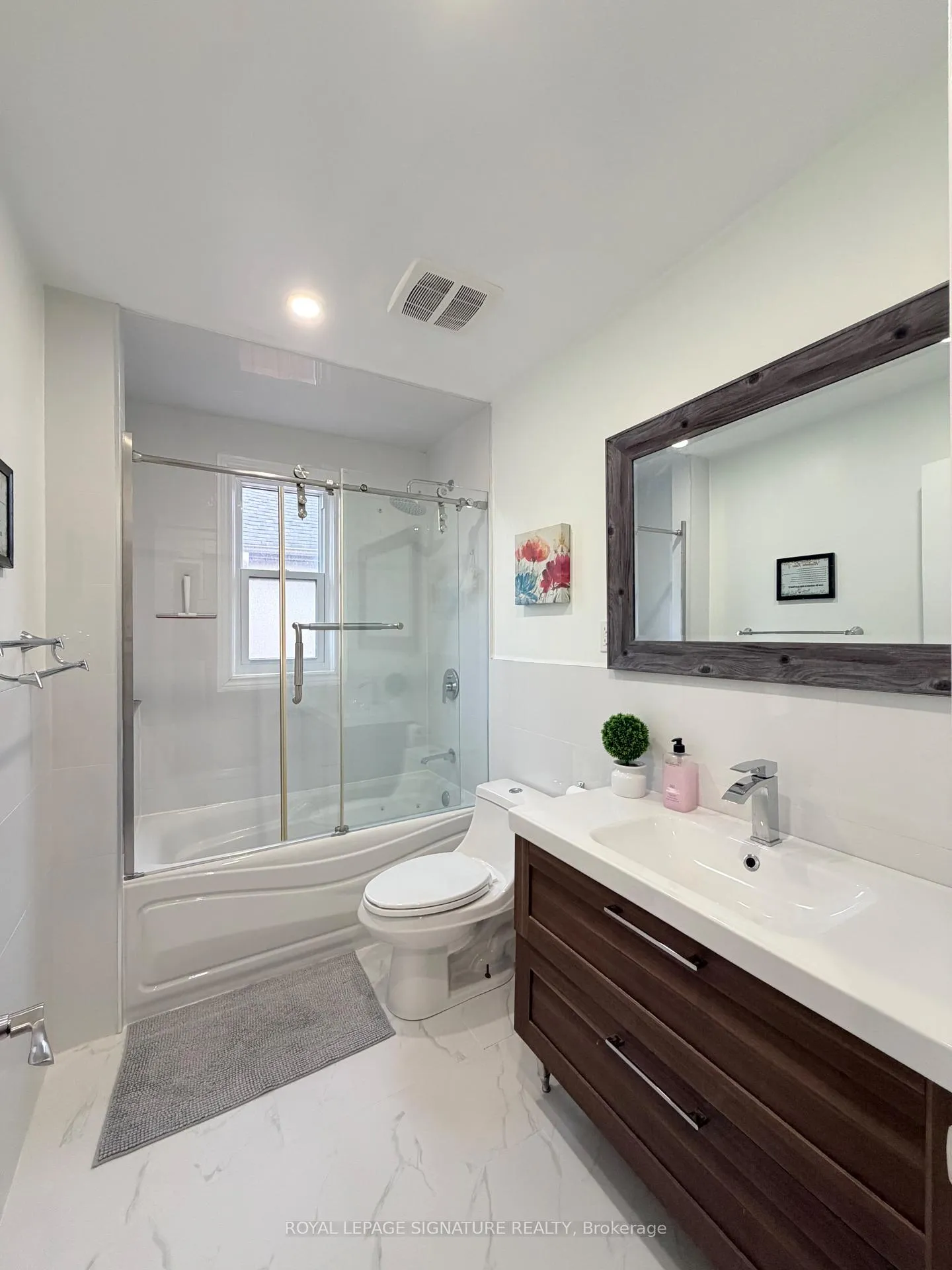 Photo 29 of 67 South Kingsway, Toronto, High Park-Swansea — HOMEH
