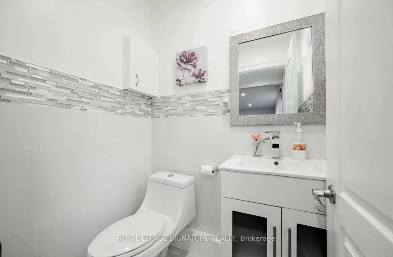 Photo 37 of 67 South Kingsway, Toronto, High Park-Swansea — HOMEH