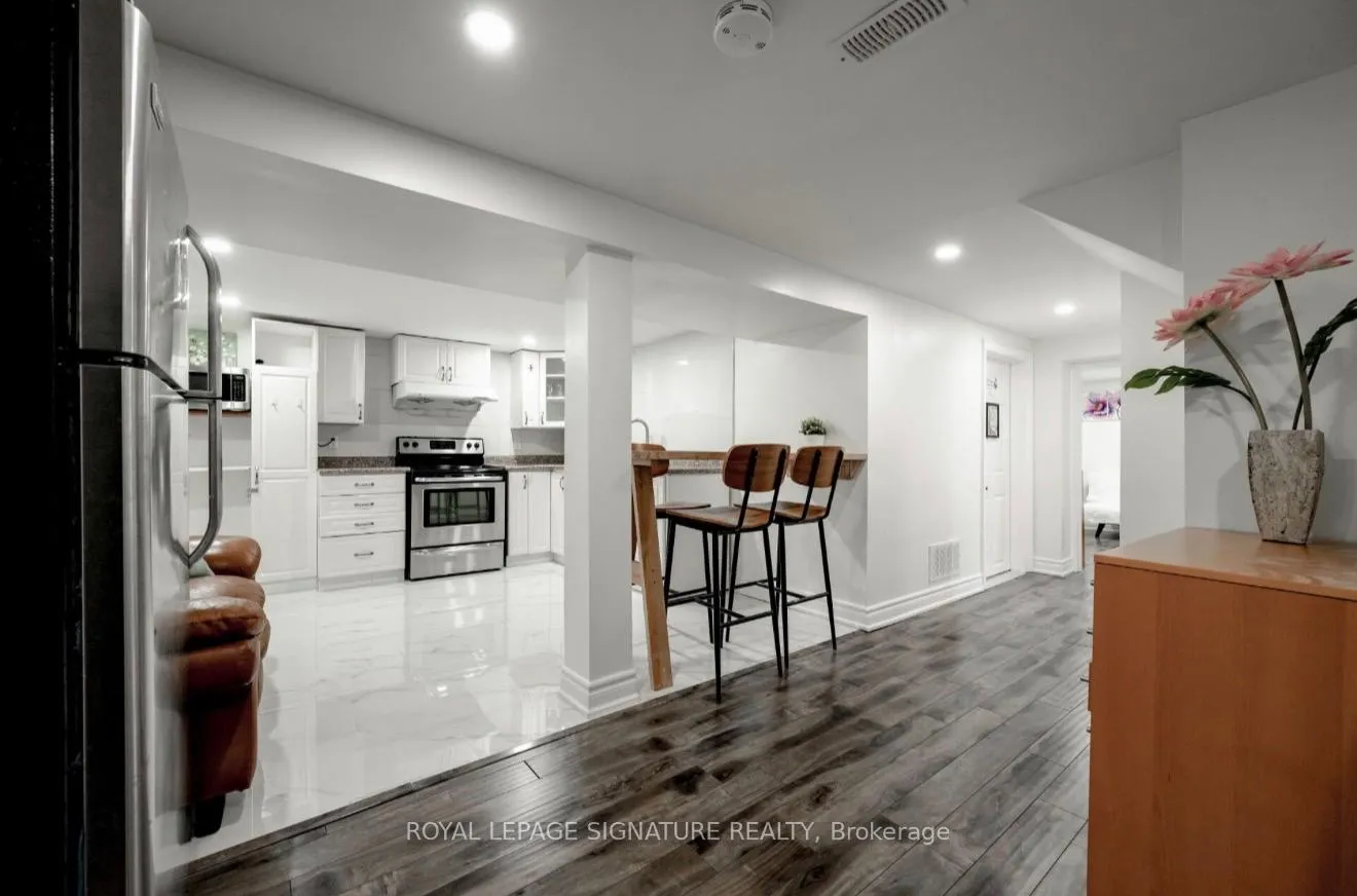 Photo 39 of 67 South Kingsway, Toronto, High Park-Swansea — HOMEH