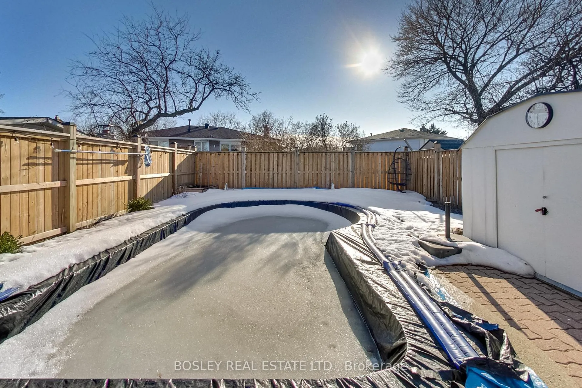 Photo 37 of 801 Eaglemount Crescent, Mississauga, Erindale — HOMEH