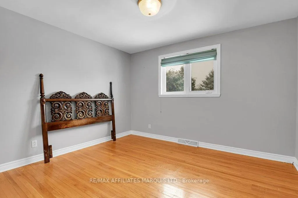 Photo 18 of 784 Iroquois Drive, Cornwall — HOMEH
