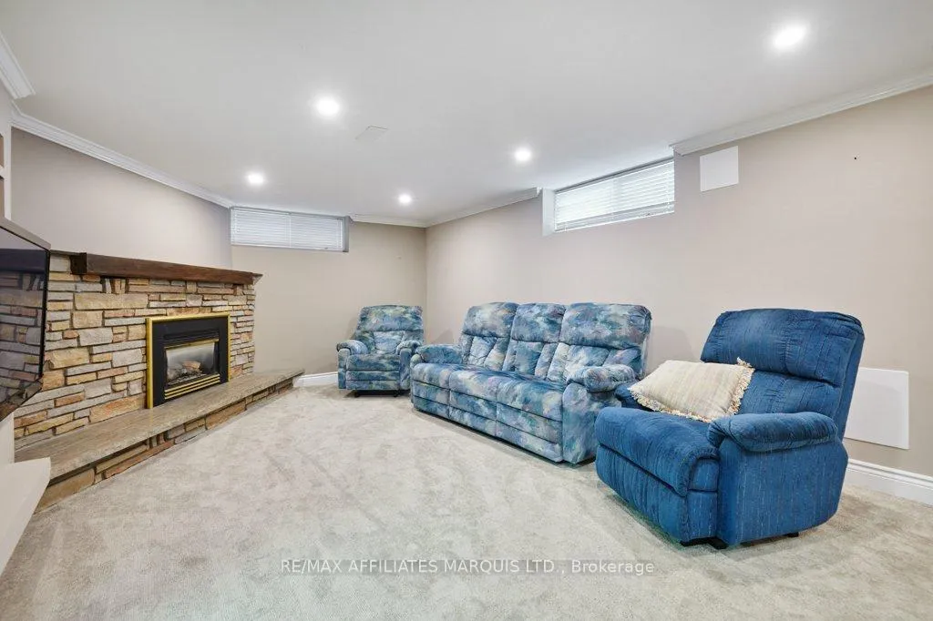 Photo 23 of 784 Iroquois Drive, Cornwall — HOMEH