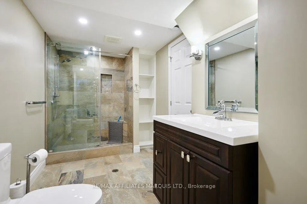 Photo 28 of 784 Iroquois Drive, Cornwall — HOMEH