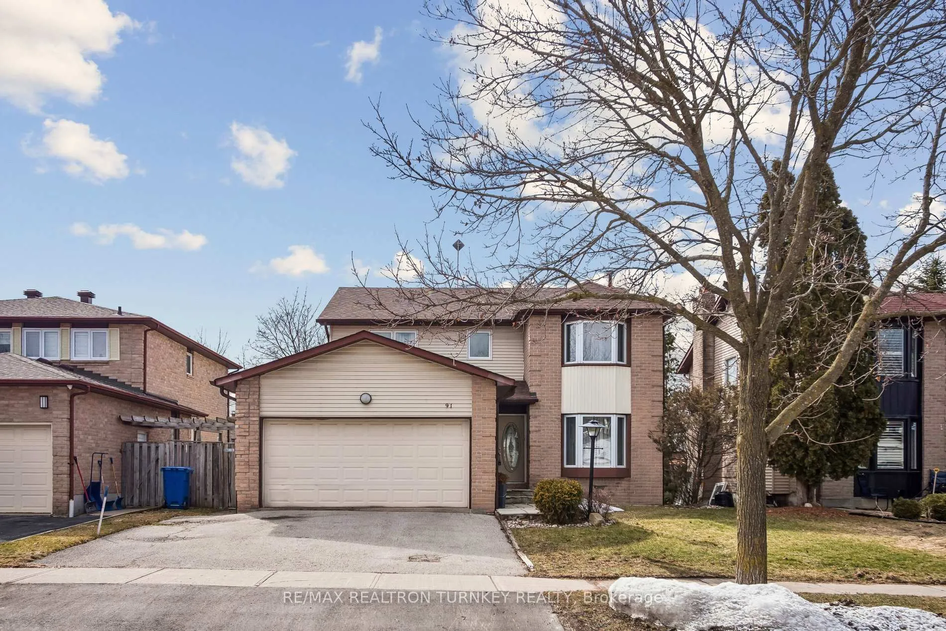 Photo 1 of 91 Batson Drive, Aurora, Aurora Village — HOMEH