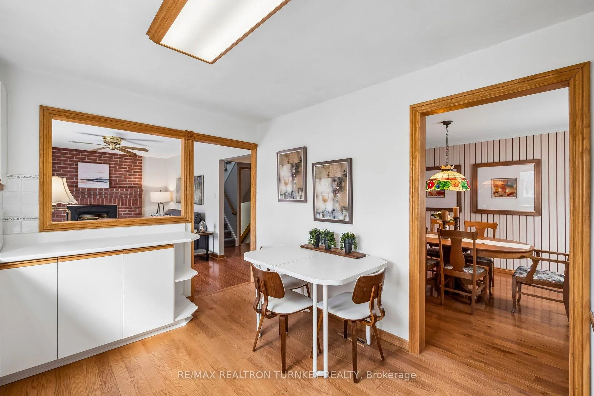 Photo 14 of 91 Batson Drive, Aurora, Aurora Village — HOMEH