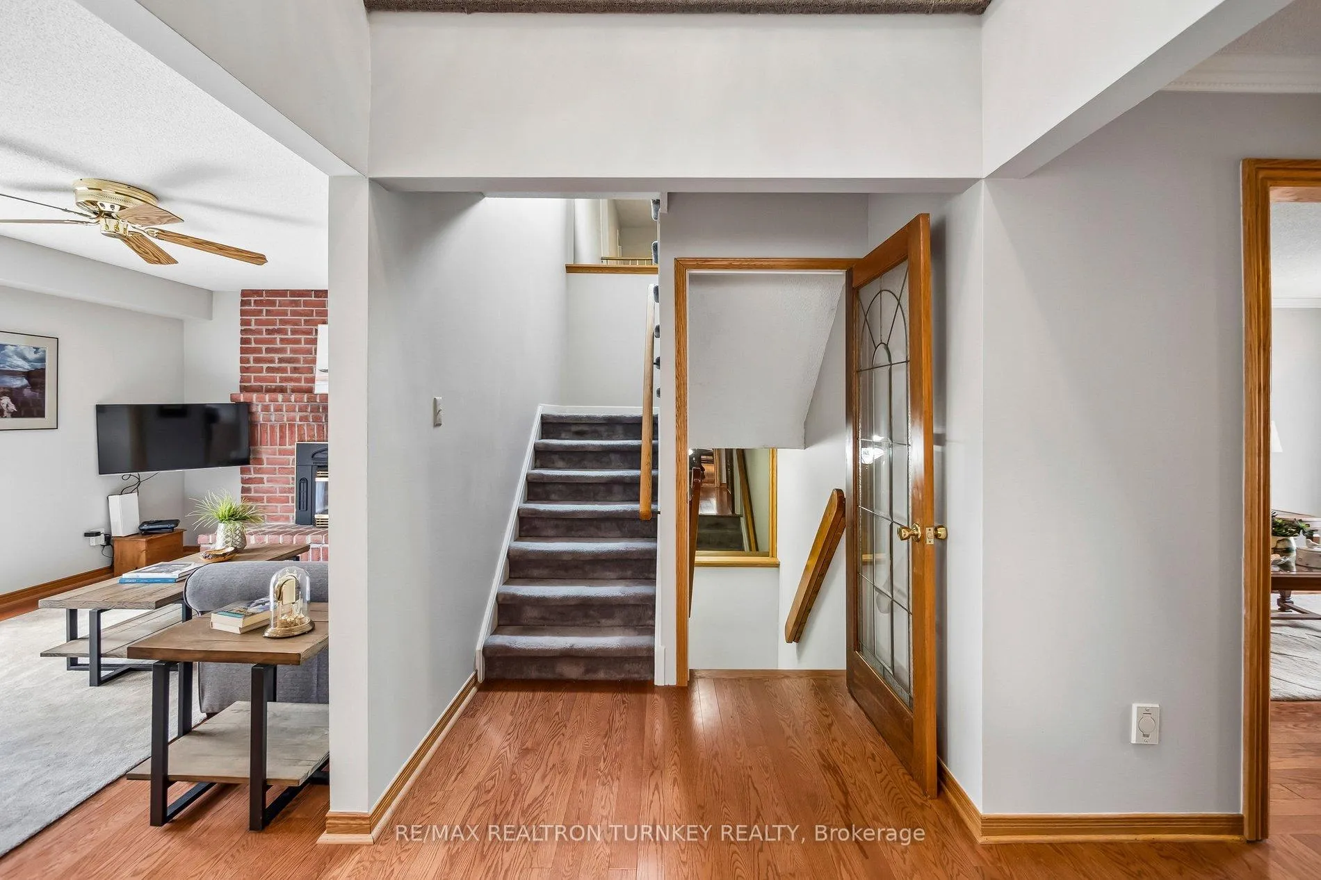 Photo 20 of 91 Batson Drive, Aurora, Aurora Village — HOMEH