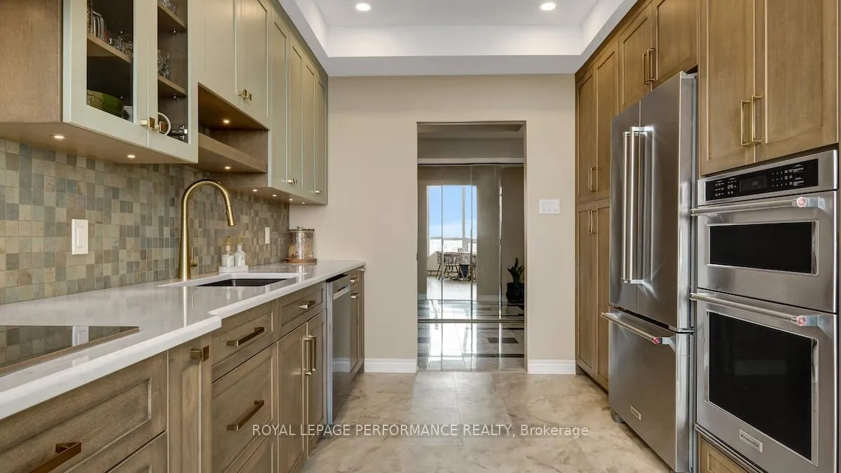 Photo 8 of Unit 2002, 1480 Riverside Drive, Ottawa, Riverview Park — HOMEH