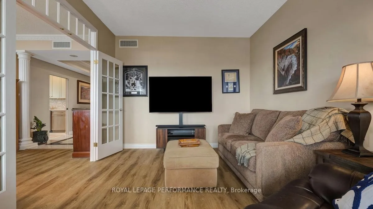 Photo 18 of Unit 2002, 1480 Riverside Drive, Ottawa, Riverview Park — HOMEH