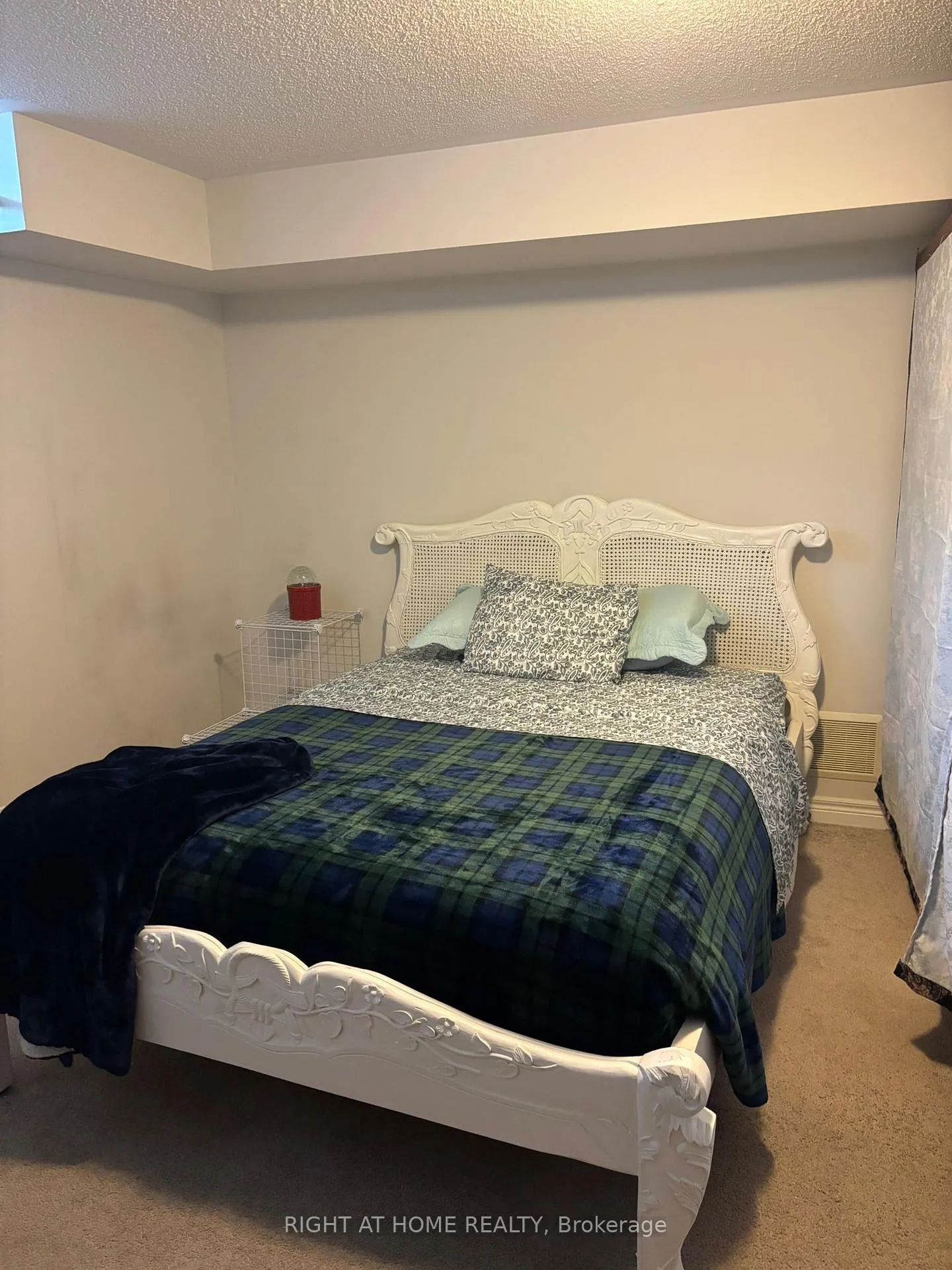Photo 2 of Unit Basement, 53 Nearco Crescent E, Oshawa, Windfields — HOMEH