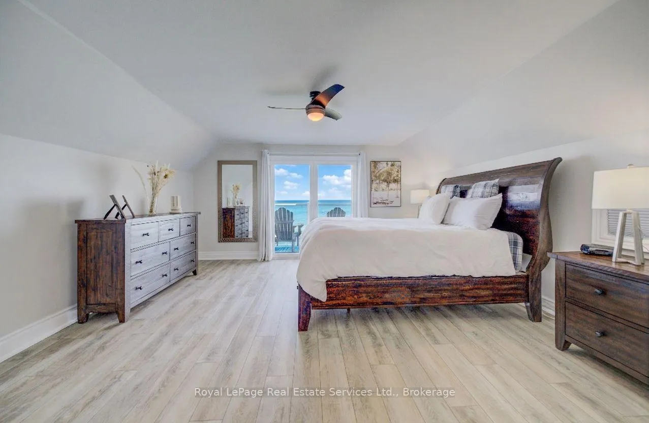 Photo 15 of 1 Tenth Street, Grimsby, Grimsby Beach — HOMEH