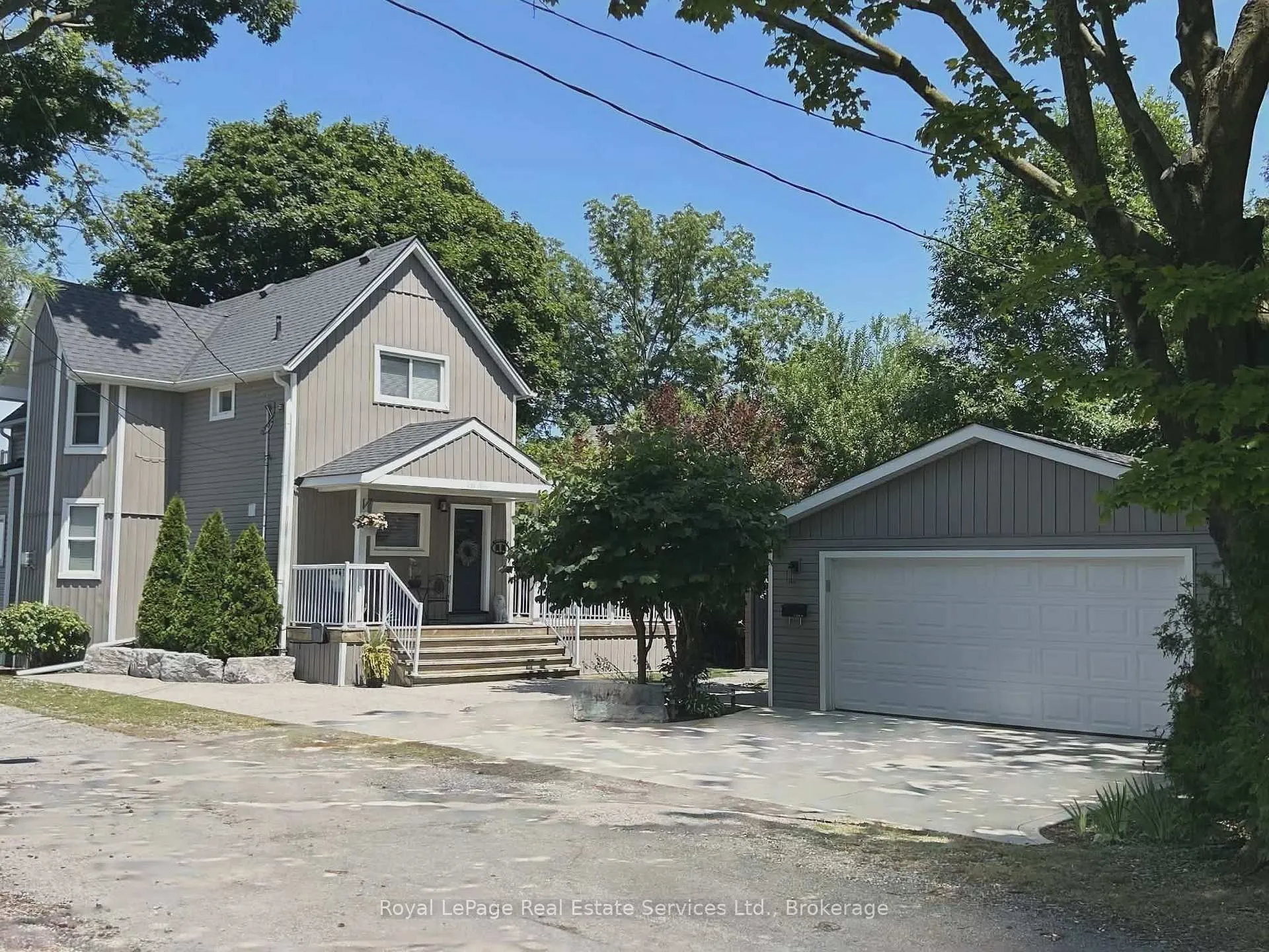 Photo 30 of 1 Tenth Street, Grimsby, Grimsby Beach — HOMEH