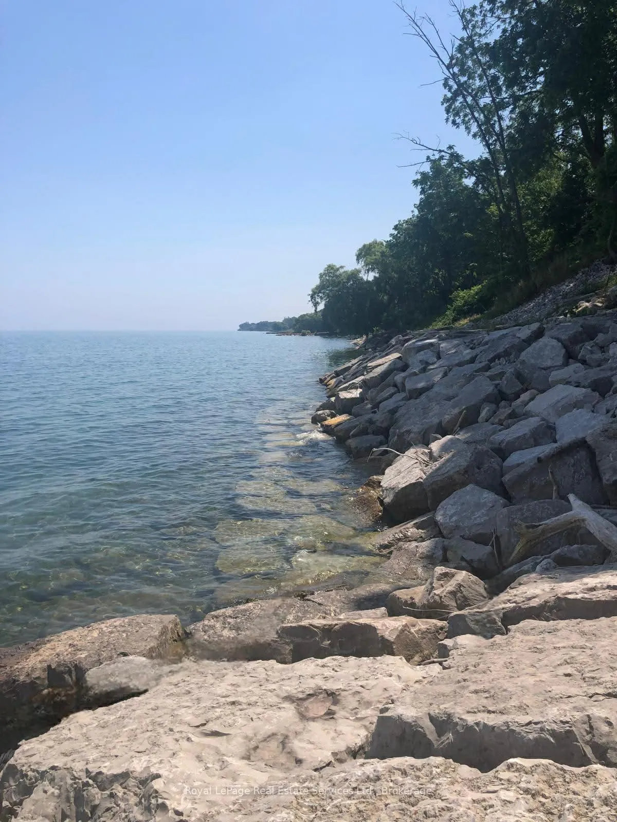 Photo 38 of 1 Tenth Street, Grimsby, Grimsby Beach — HOMEH