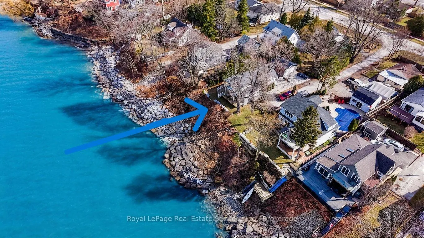 Photo 42 of 1 Tenth Street, Grimsby, Grimsby Beach — HOMEH