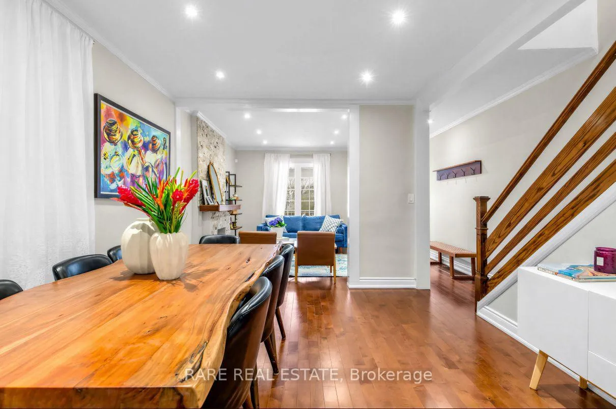 Photo 5 of 18 Earlscourt Avenue, Toronto, Corso Italia-Davenport — HOMEH