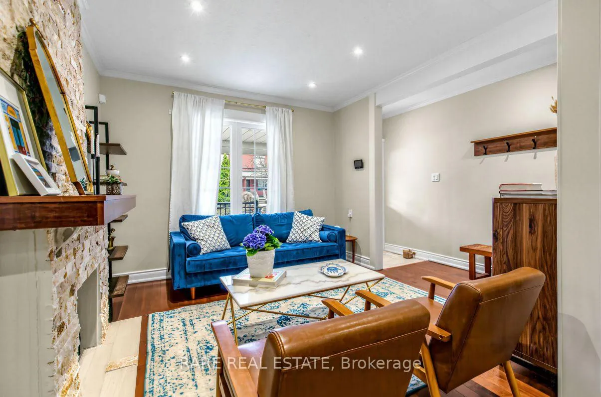 Photo 6 of 18 Earlscourt Avenue, Toronto, Corso Italia-Davenport — HOMEH