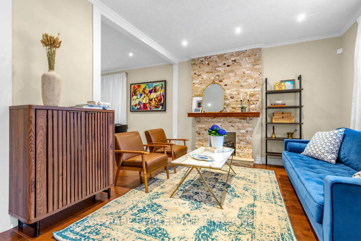 Photo 8 of 18 Earlscourt Avenue, Toronto, Corso Italia-Davenport — HOMEH