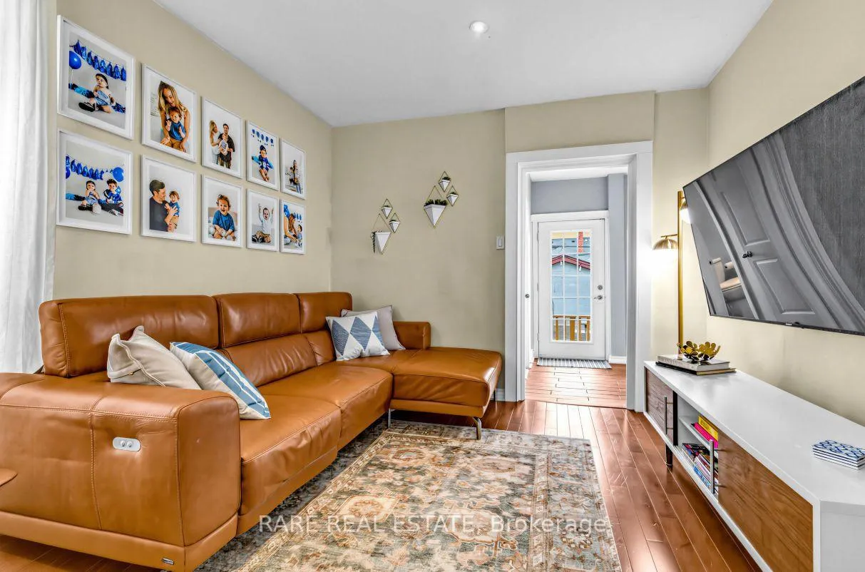 Photo 17 of 18 Earlscourt Avenue, Toronto, Corso Italia-Davenport — HOMEH