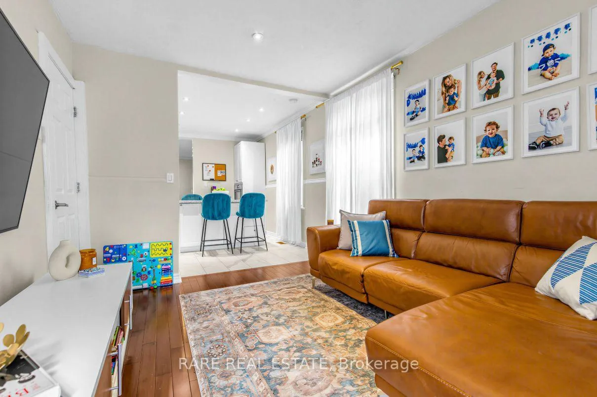 Photo 18 of 18 Earlscourt Avenue, Toronto, Corso Italia-Davenport — HOMEH