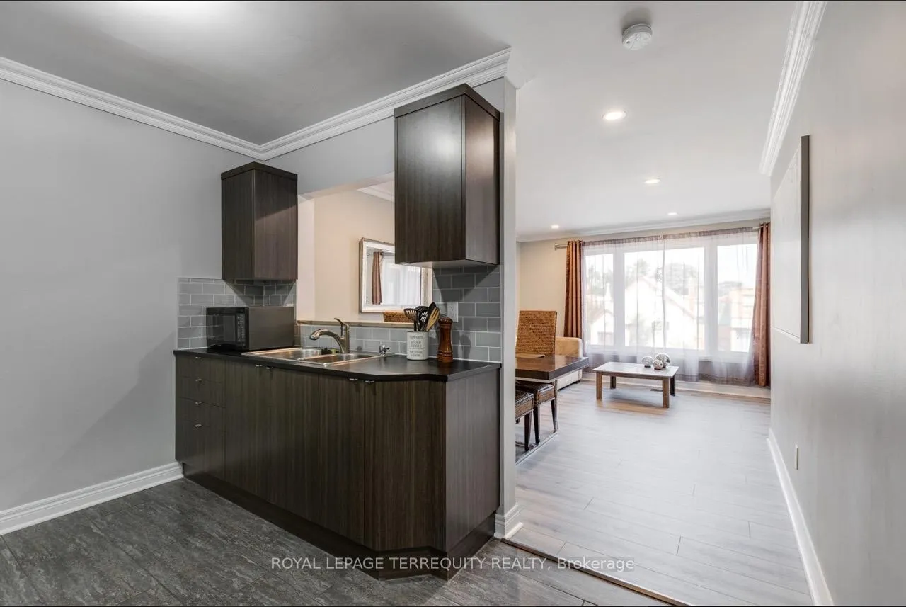 Front of Unit Upper, 26A Scarlett Road