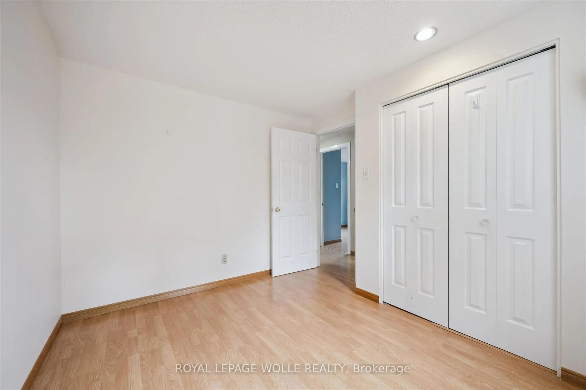 Photo 19 of 5 Aspen Crescent, Waterloo — HOMEH