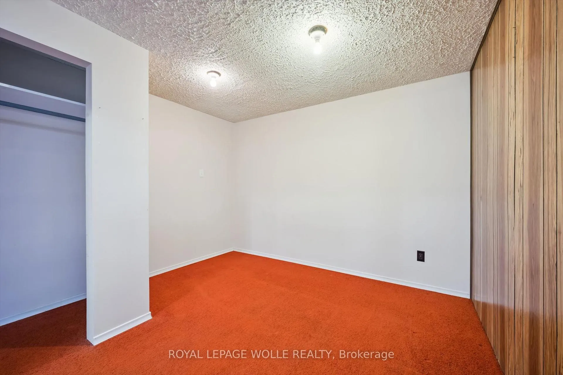 Photo 26 of 5 Aspen Crescent, Waterloo — HOMEH