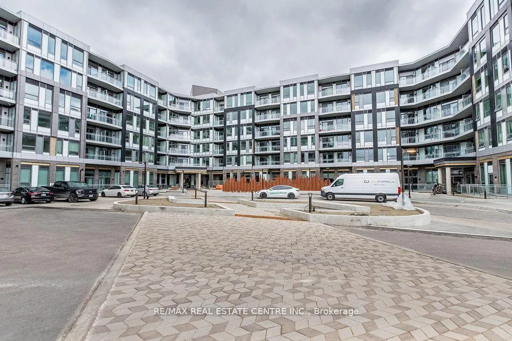 Photo 1 of Unit 309, 2501 Saw Whet Boulevard E, Oakville, Glen Abbey — HOMEH