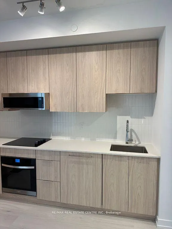 Photo 12 of Unit 309, 2501 Saw Whet Boulevard E, Oakville, Glen Abbey — HOMEH
