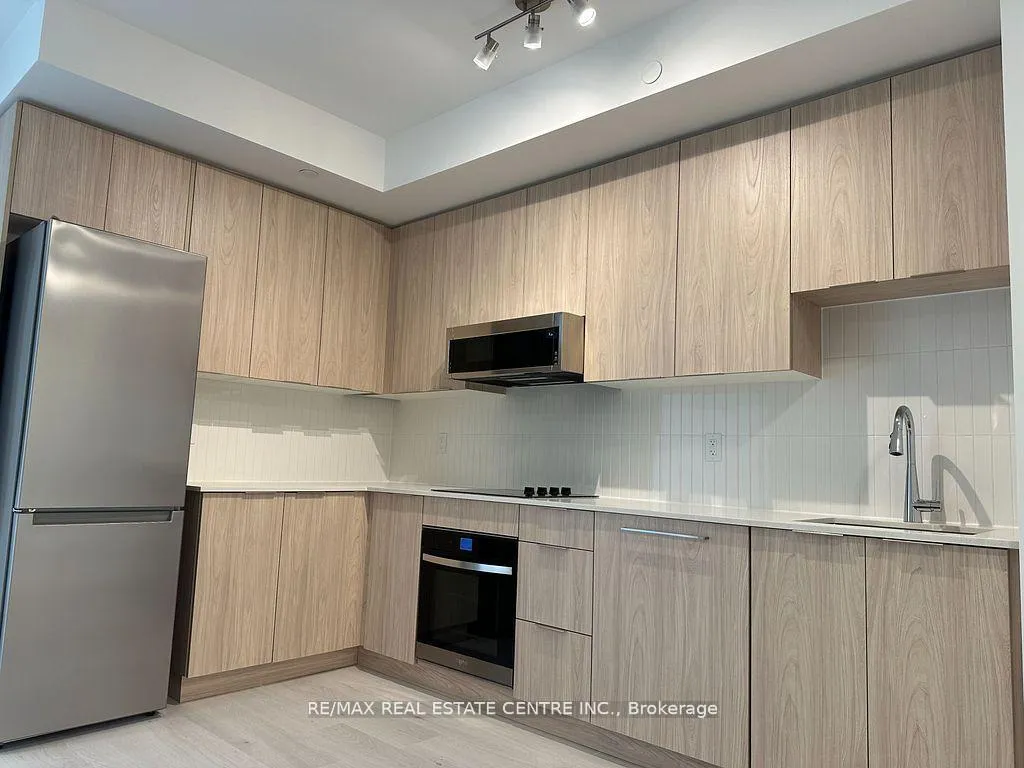 Photo 13 of Unit 309, 2501 Saw Whet Boulevard E, Oakville, Glen Abbey — HOMEH