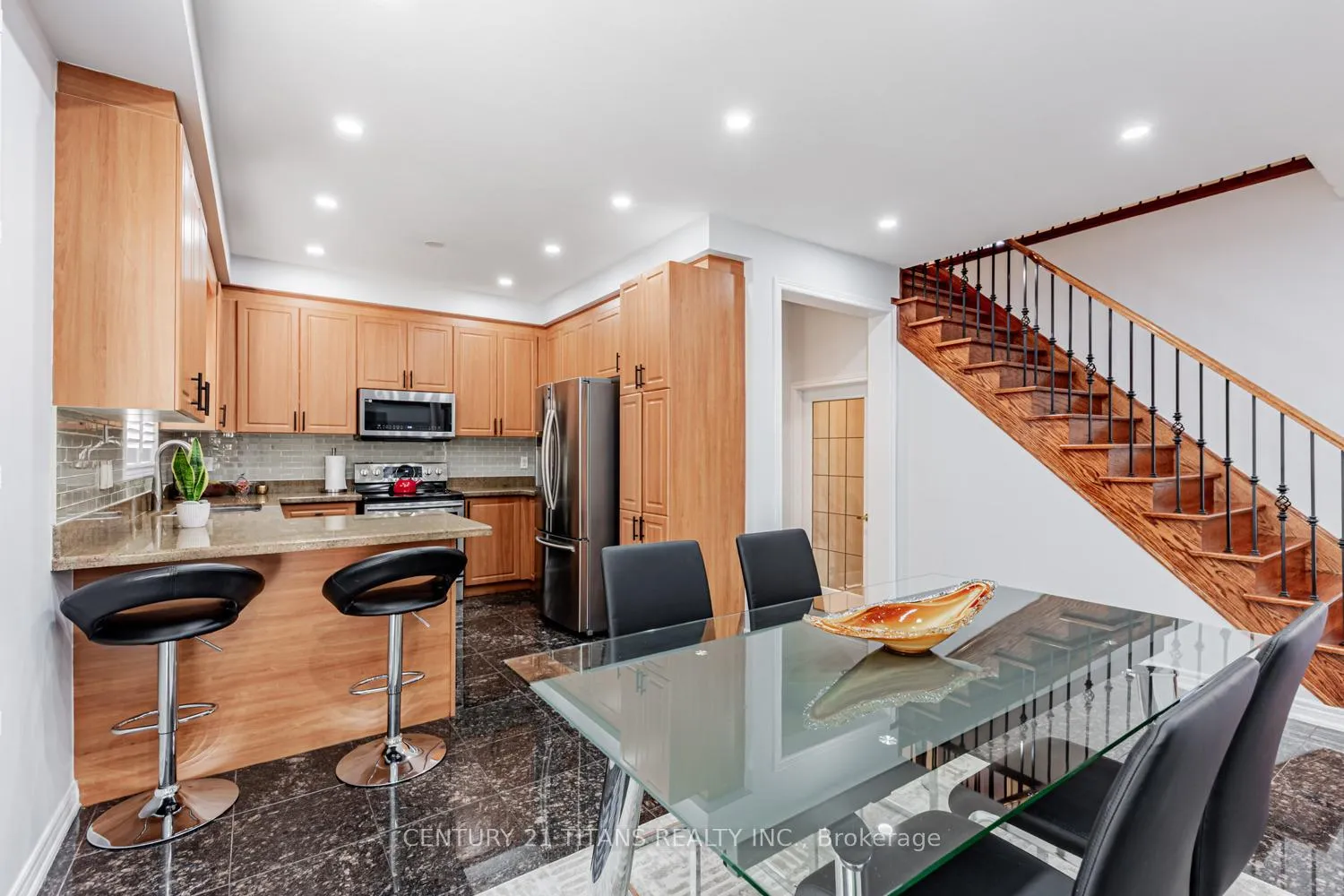 Photo 17 of 3 Condarcuri Crescent, Markham, Box Grove — HOMEH