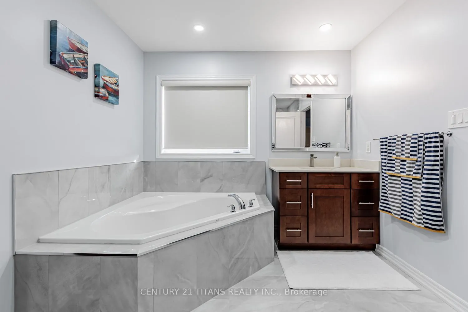 Photo 31 of 3 Condarcuri Crescent, Markham, Box Grove — HOMEH