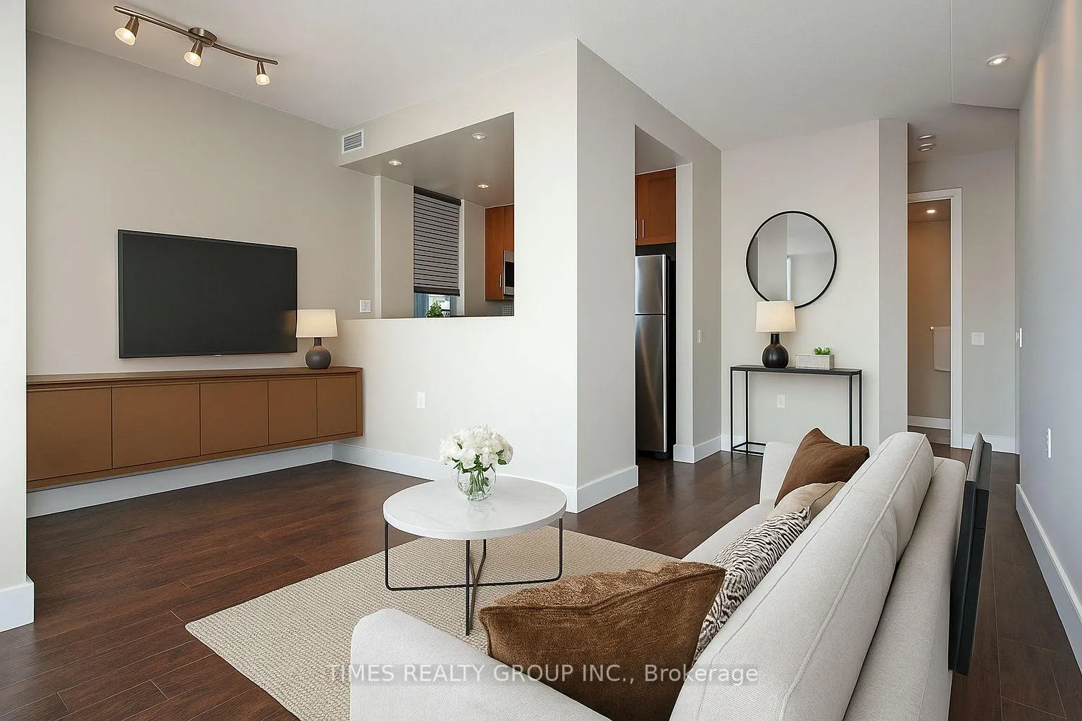 Photo 3 of Unit 1605, 85 Bloor Street E, Toronto, Church-Yonge Corridor — HOMEH