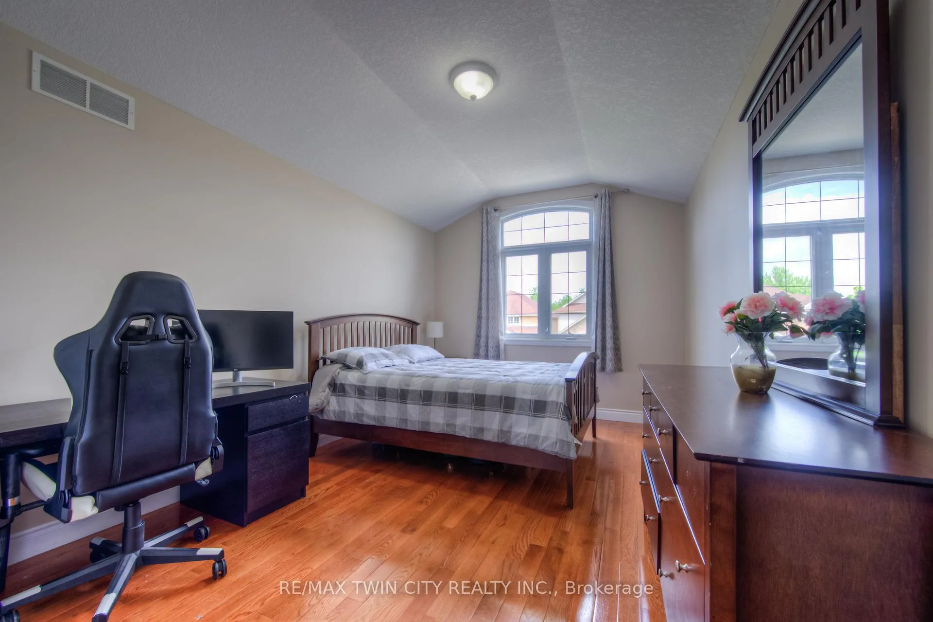 Photo 25 of 504 Wood Nettle Way, Waterloo, Erbsville/Laurelwood — HOMEH