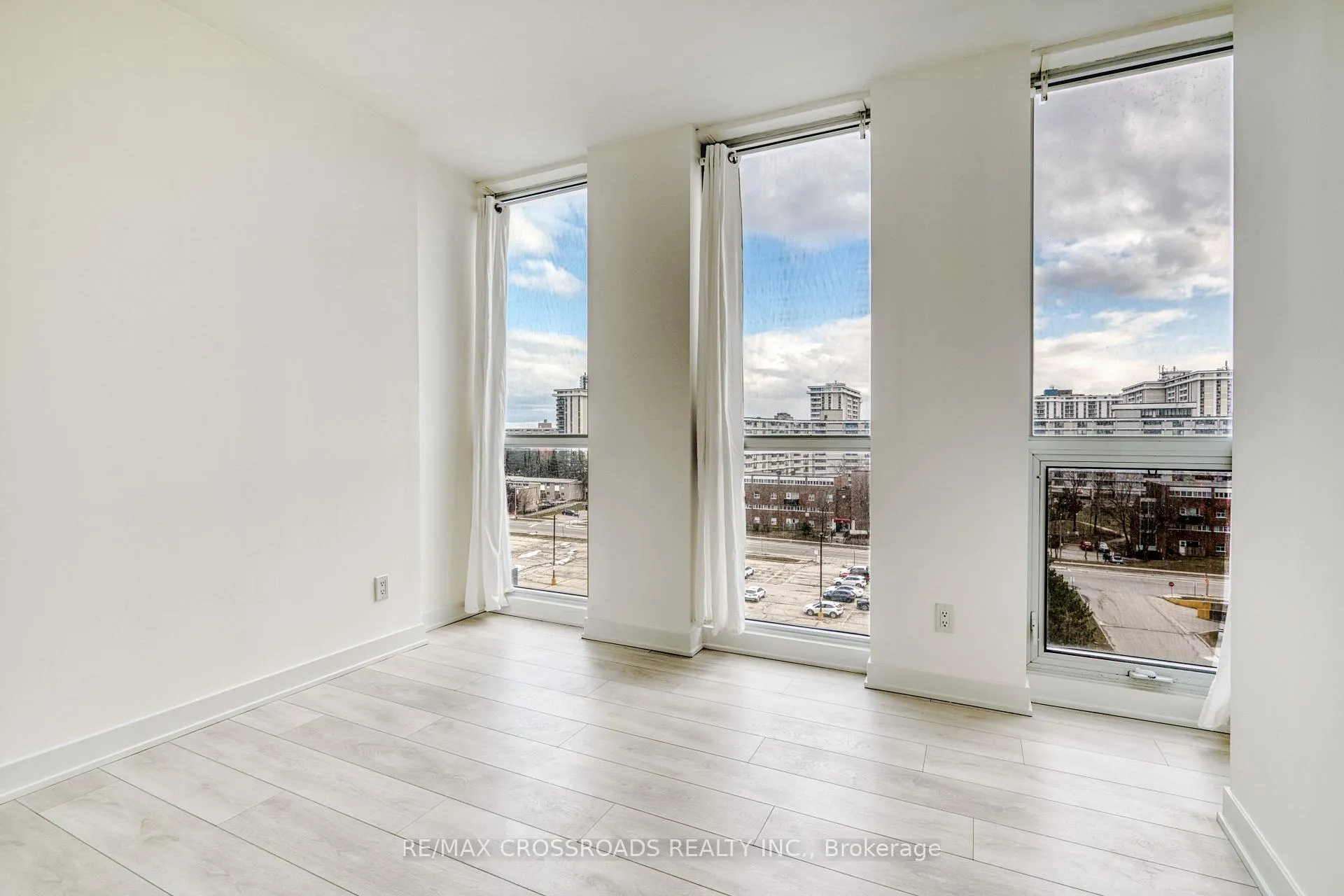 Photo 9 of Unit 710, 2 Sonic Way, Toronto, Flemingdon Park — HOMEH
