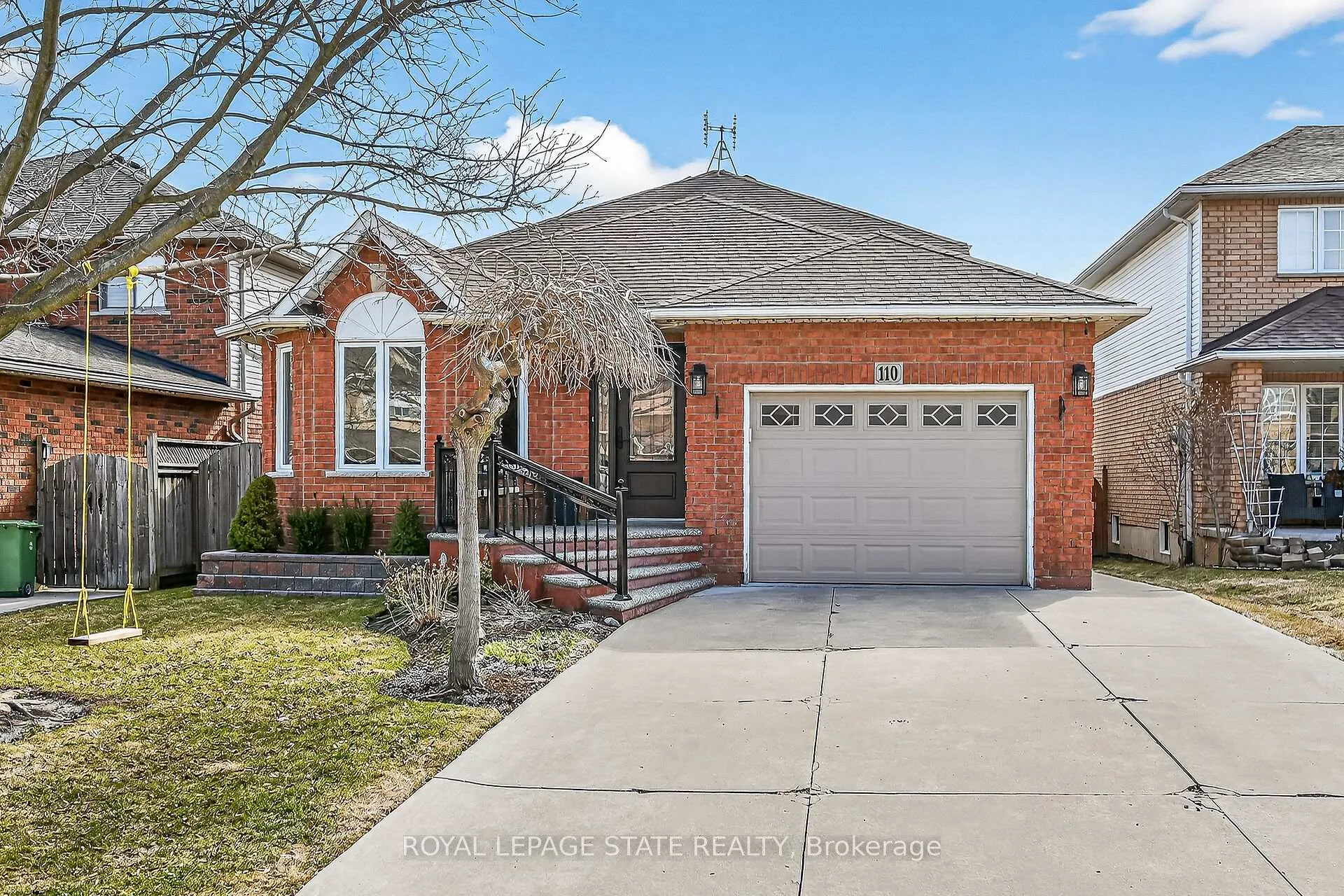 Photo 1 of 110 Jacqueline Boulevard, Hamilton, Allison — HOMEH