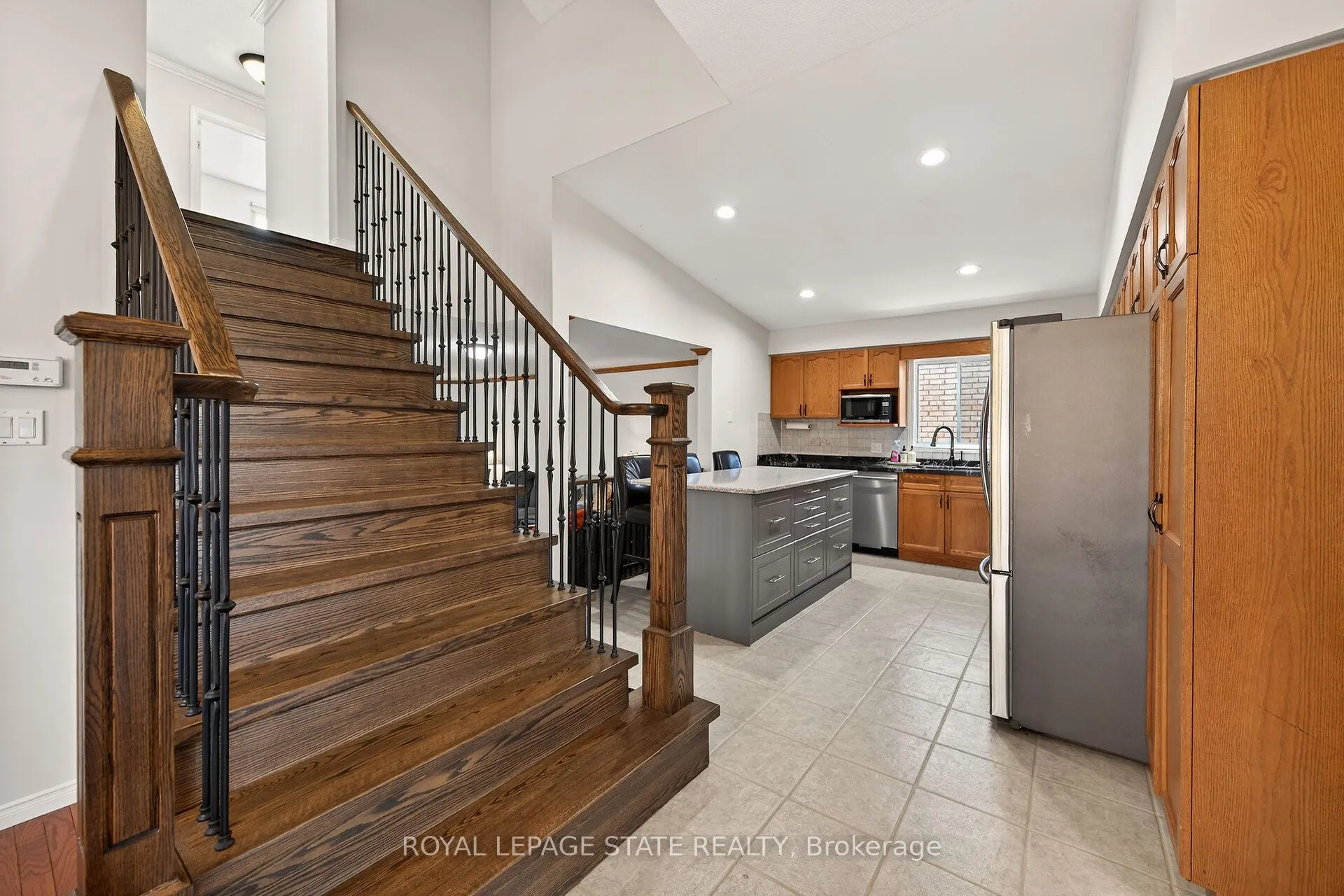 Photo 13 of 110 Jacqueline Boulevard, Hamilton, Allison — HOMEH